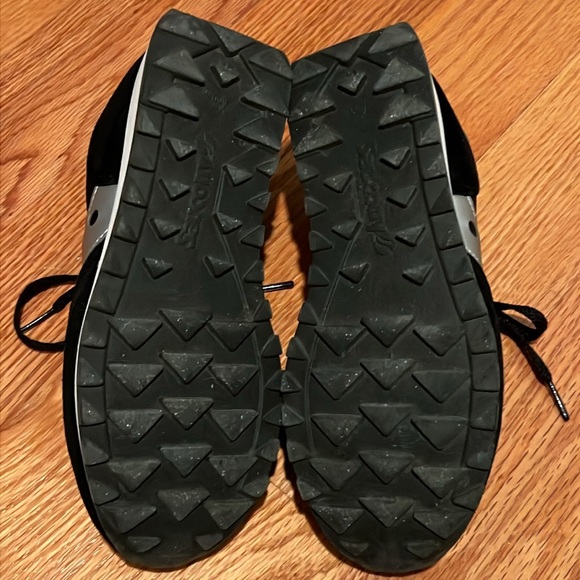 EUC Saucony Jazz Sneakers - Picture 5 of 6